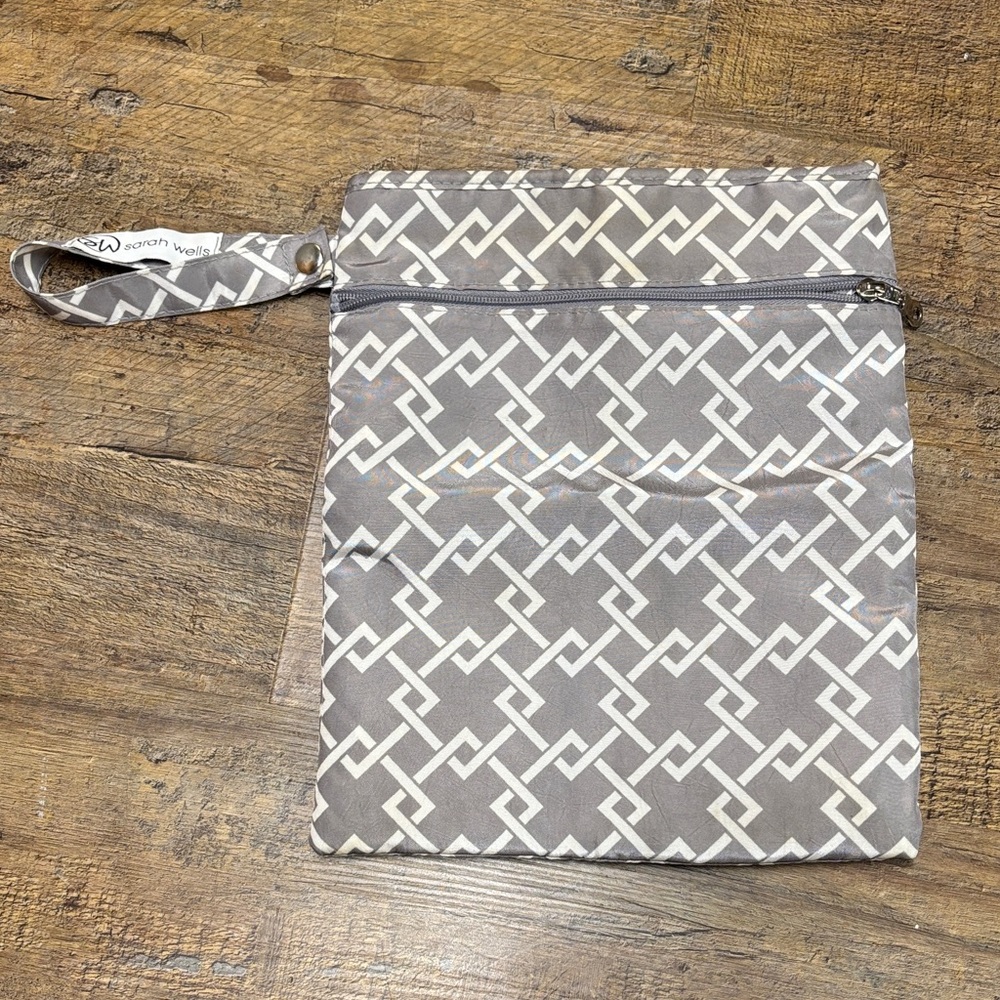 Sarah Wells Pumparoo Pumping Bag
